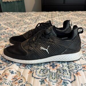 Puma Men's Black and White Golf Shoes